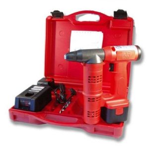 Remachadora a batería Clavesa EB-311 EXTRA